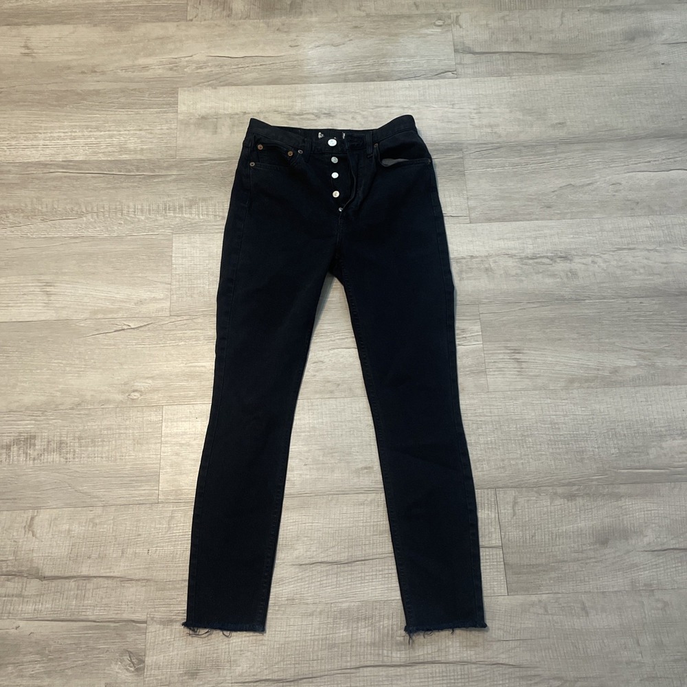 Women's Black High-Waisted Jeans